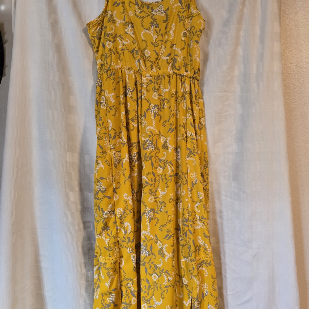 Floral Yellow Maxi Dress - Picture 2 of 3